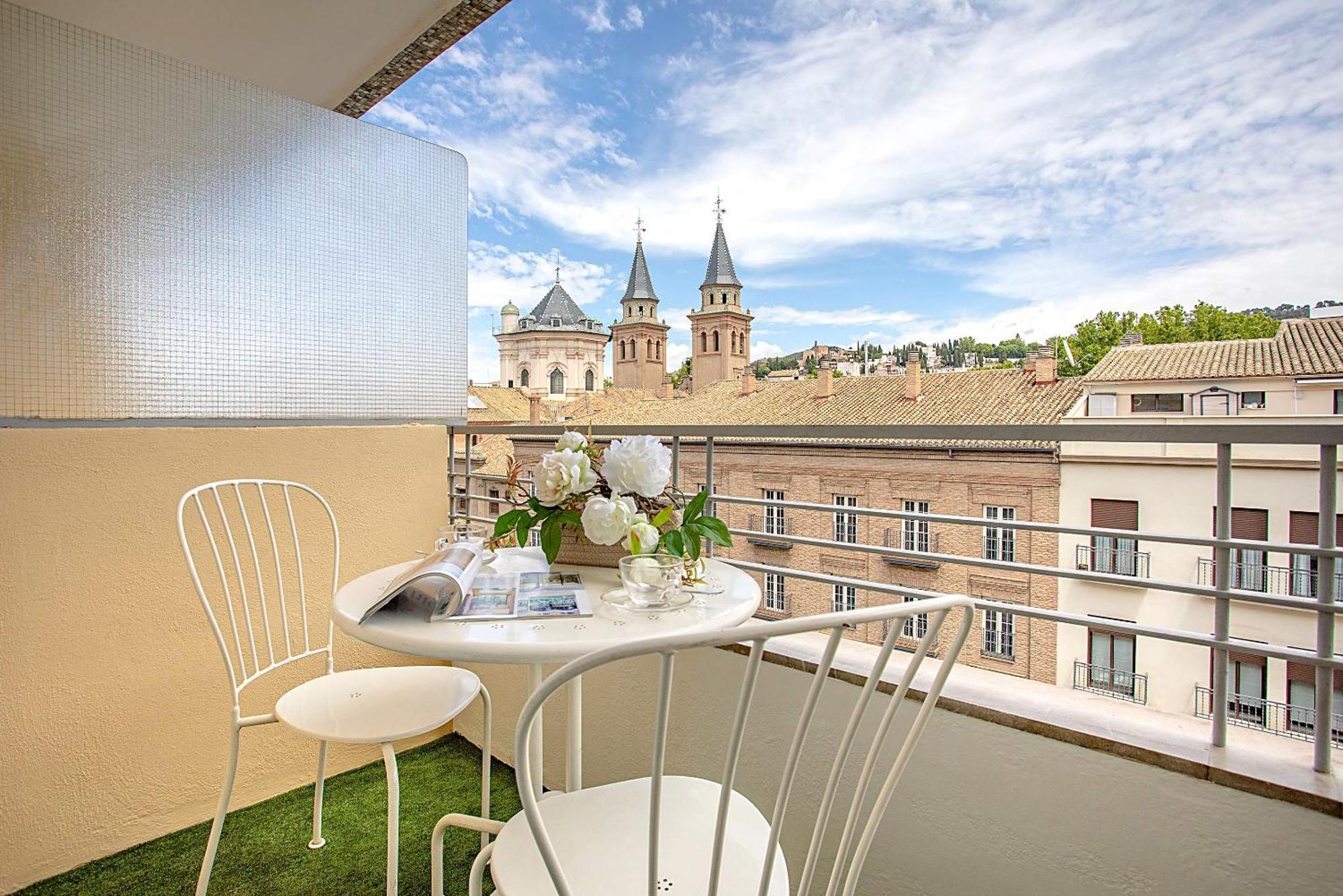 Genteel Home Amira Granada Eksteriør bilde